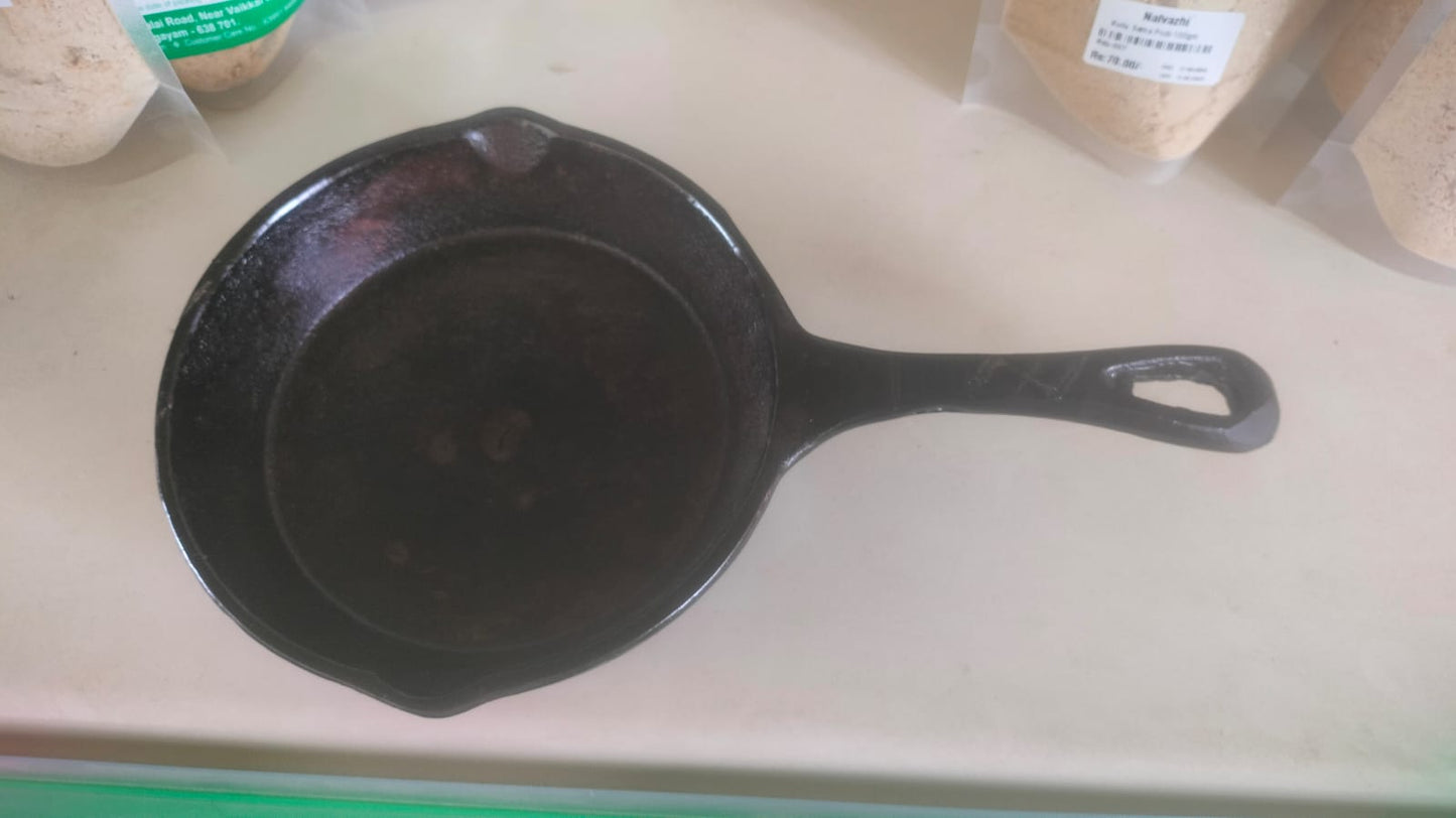 5' frying pan image 0