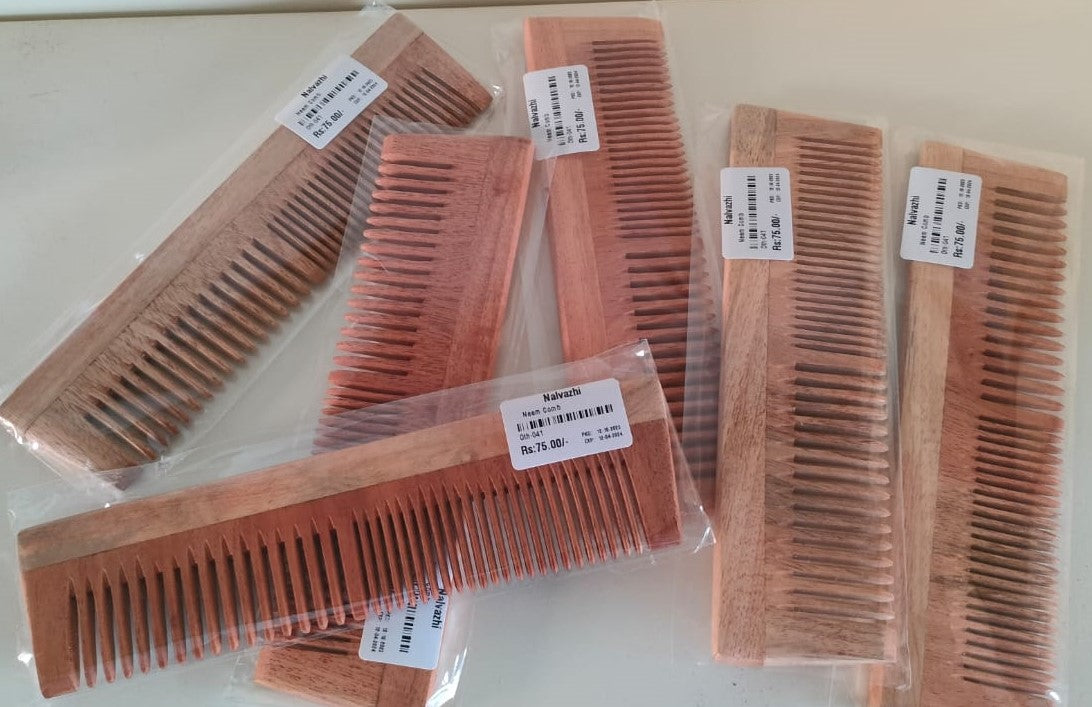 Wooden Neem Comb - வேப்பமர சீப்பு image 0